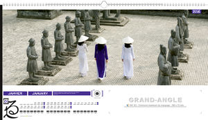 Calendrier publicitaire grand angle, Panorama 12