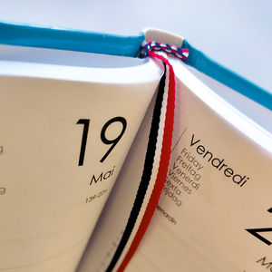 Agenda personnalisé 100% perso : Agenda personnalisé couverture rigide reliure dos carré collé Toutes 4